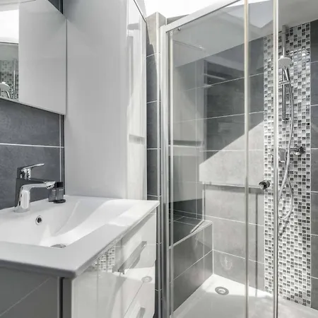 Duplex Proche De Paris Avec Grande Cuisine Lejlighed *