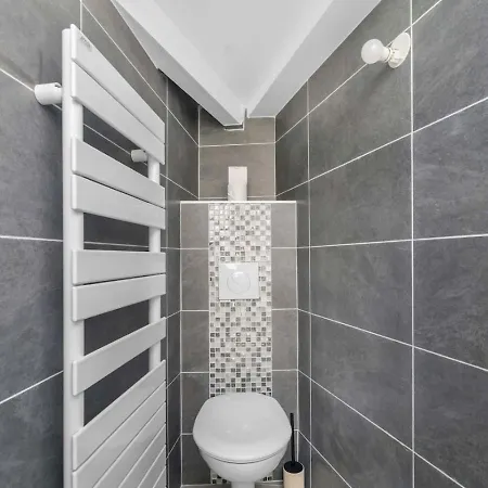 Duplex Proche De Paris Avec Grande Cuisine アパート *